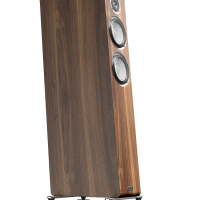 Oscar-Trio-walnut hi end